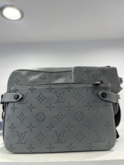 Louis Vuitton Monogram Eclipse - Trio Messenger